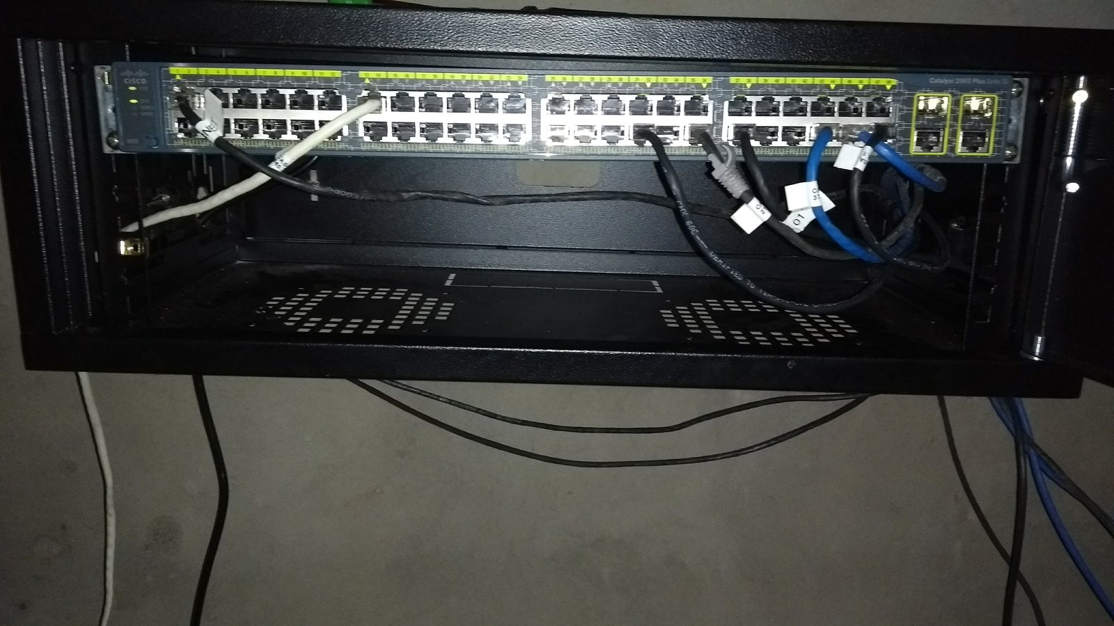 Primeiro switch Cisco gerenciavel usado em provedor de bairro
